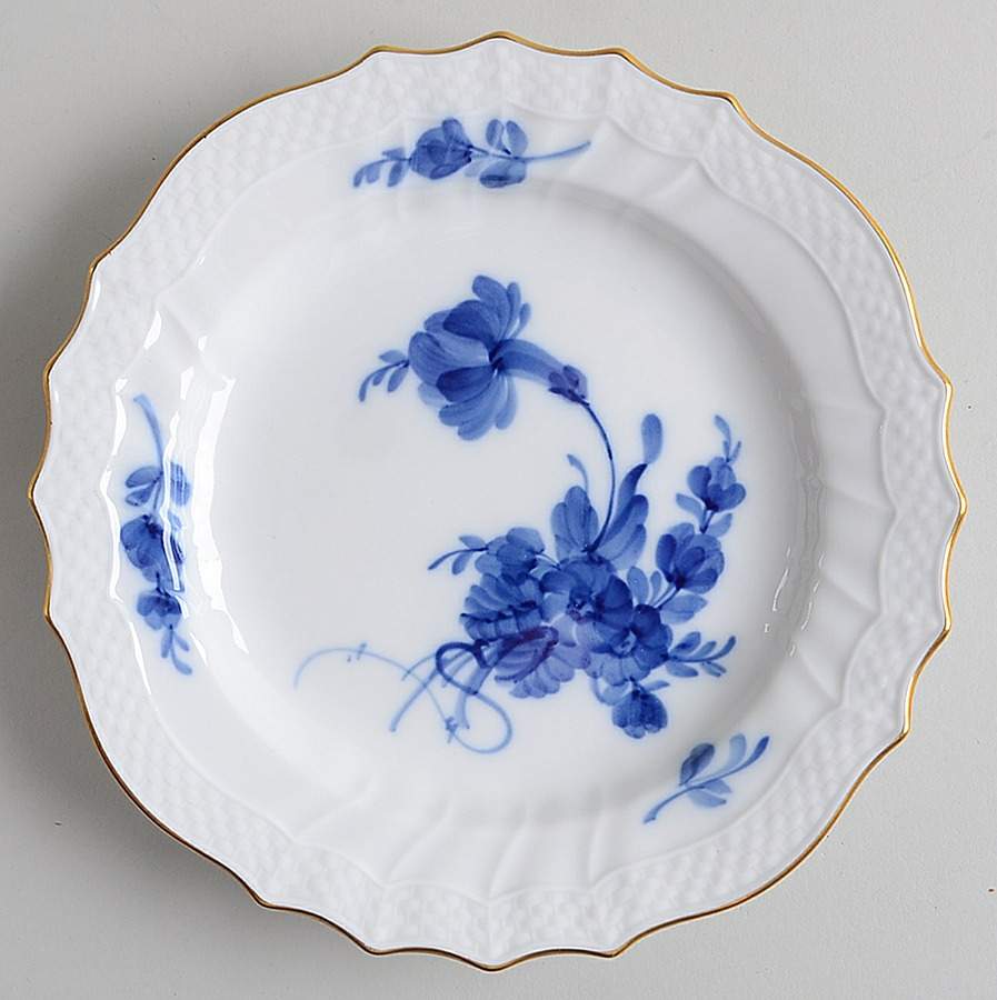 Blue Flowers (Curved, Gold) Dessert/Pie Plate by Royal Copenhagen-1
