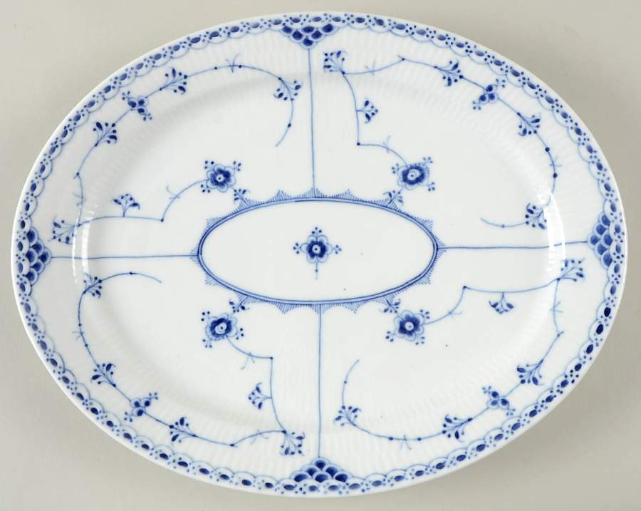 Blue Fluted Half Lace Border (No Trim) 14" Oval Serving Platter by Royal Copenhagen-1