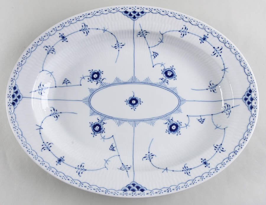 Blue Fluted Half Lace Border (No Trim) 14" Oval Serving Platter by Royal Copenhagen-1