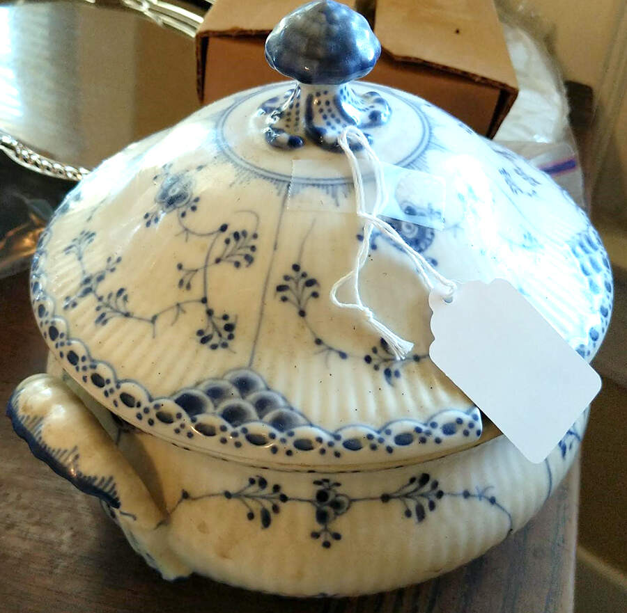 Blue Fluted Half Lace Border (No Trim) Round Covered Vegetable by Royal Copenhagen-1