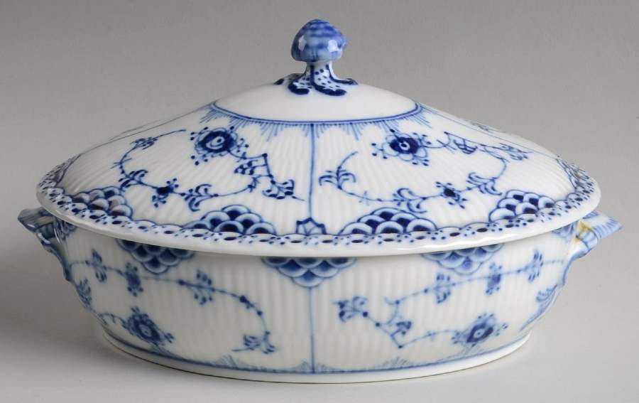 Blue Fluted Half Lace Border (No Trim) Oval Covered Vegetable by Royal Copenhagen-1