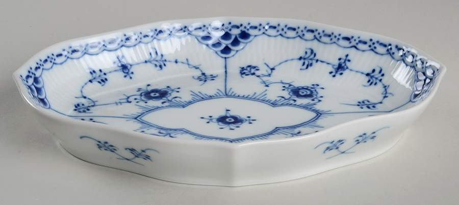 Blue Fluted Half Lace Border (No Trim) Pickle Dish by Royal Copenhagen-1