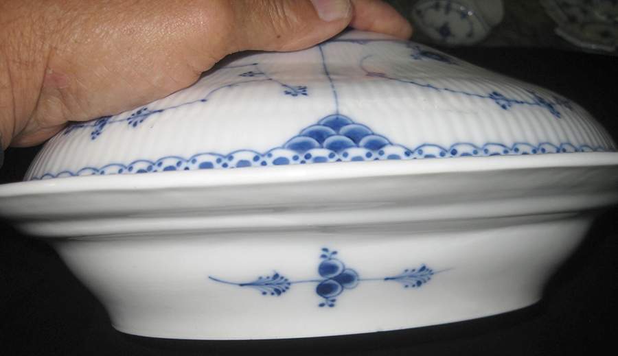 Blue Fluted Half Lace Border (No Trim) Oval Covered Vegetable by Royal Copenhagen-1