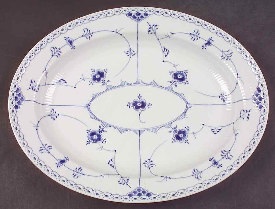Blue Fluted Half Lace Border (No Trim) 14" Oval Serving Platter by Royal Copenhagen-1