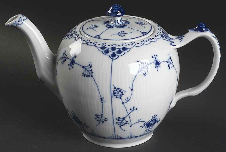 Blue Fluted Half Lace Border (No Trim) Teapot & Lid by Royal Copenhagen-1