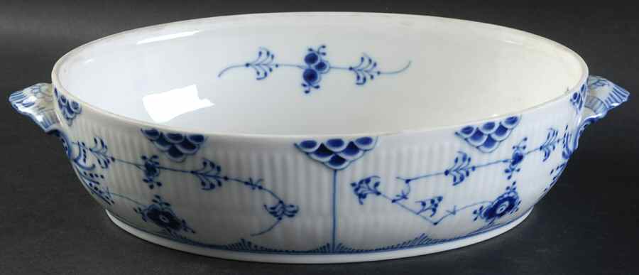 Blue Fluted Half Lace Border (No Trim) Oval Vegetable No Lid by Royal Copenhagen-1