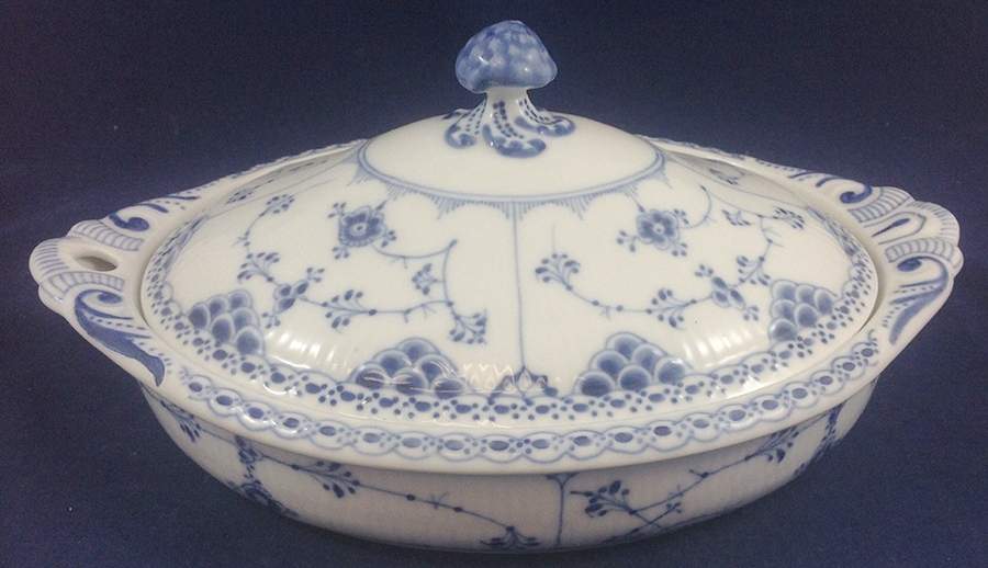 Blue Fluted Half Lace Border (No Trim) Hot Water Plate with Cover by Royal Copenhagen-1