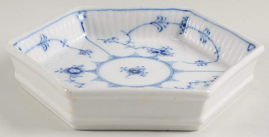 Blue Fluted Plain (No Trim) Large Ashtray by Royal Copenhagen-1