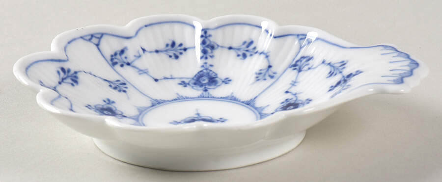 Blue Fluted Plain (No Trim) Shell Shape Bon Bon by Royal Copenhagen-1