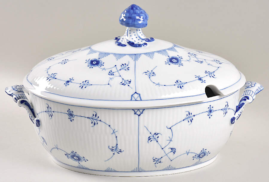 Blue Fluted Plain (No Trim) Oval Tureen & Lid by Royal Copenhagen-1