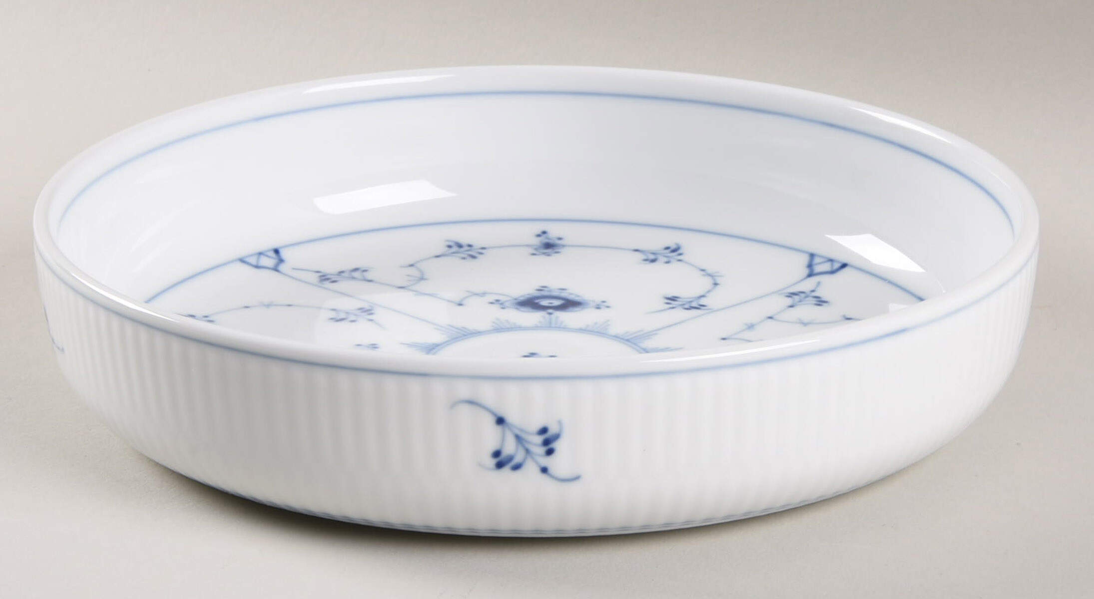 Blue Fluted Plain (No Trim) Small Round Oven-to-Table Baker by Royal Copenhagen-1