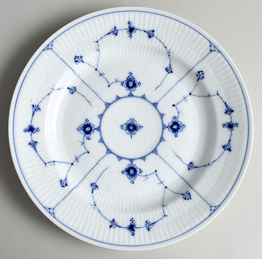 Blue Fluted Plain (No Trim) Dinner Plate by Royal Copenhagen-1