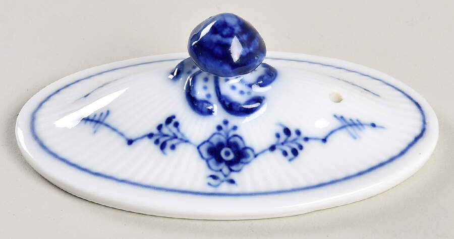 Blue Fluted Plain (No Trim) Lid for Mini Teapot by Royal Copenhagen-1
