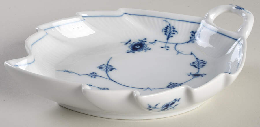 Blue Fluted Plain (No Trim) Pickle Dish by Royal Copenhagen-1