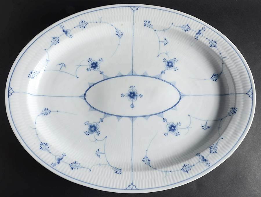 Blue Fluted Plain (No Trim) 18" Oval Serving Platter by Royal Copenhagen-1