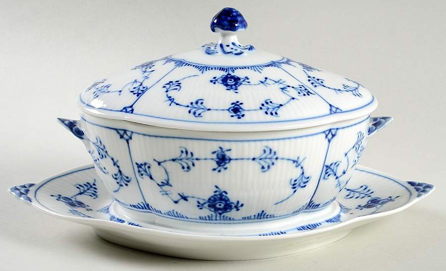 Blue Fluted Plain (No Trim) Gravy Boat w/Attached Underplate & Lid by Royal Copenhagen-1