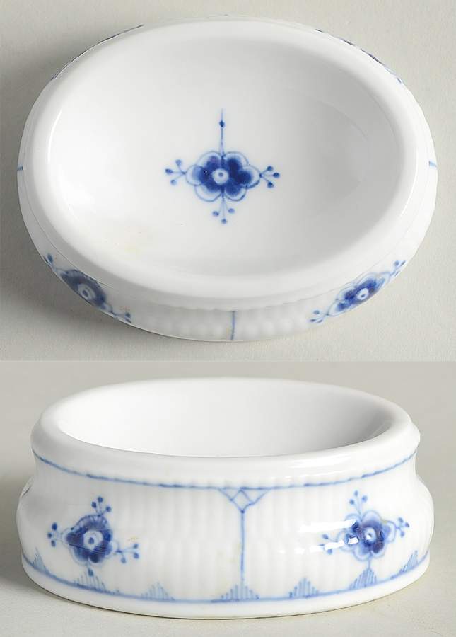 Blue Fluted Plain (No Trim) Salt Dip by Royal Copenhagen-1