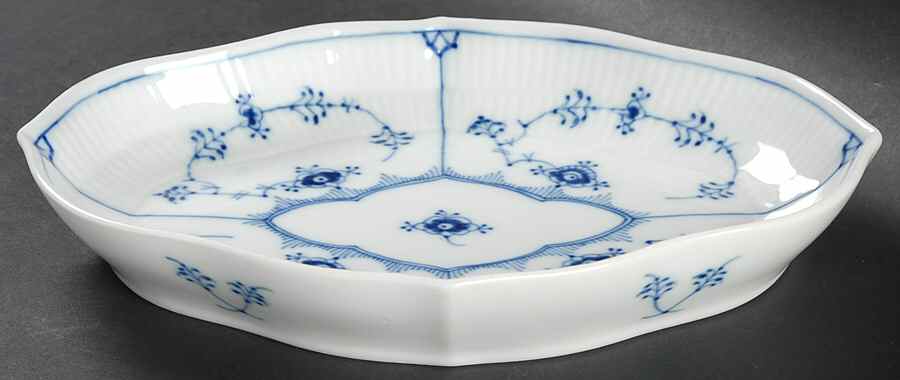 Blue Fluted Plain (No Trim) Pickle Dish by Royal Copenhagen-1