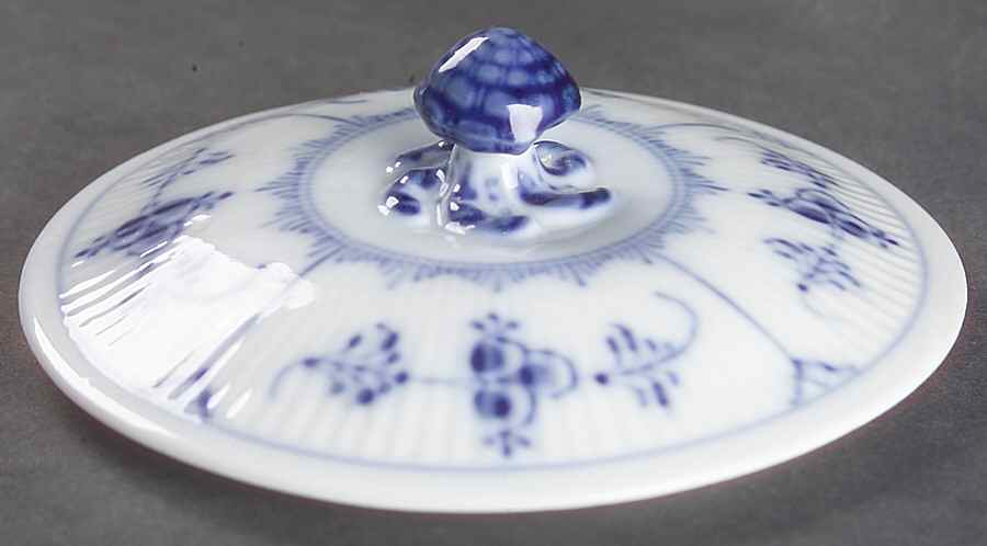 Blue Fluted Plain (No Trim) Lid for Cream Soup Bowl by Royal Copenhagen-1