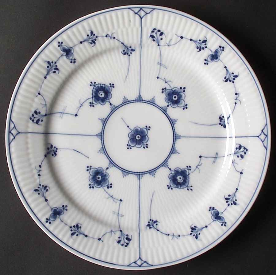 Blue Fluted Plain (No Trim) Dinner Plate by Royal Copenhagen-1