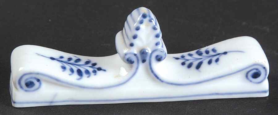 Blue Fluted Plain (No Trim) Knife Rest by Royal Copenhagen-1