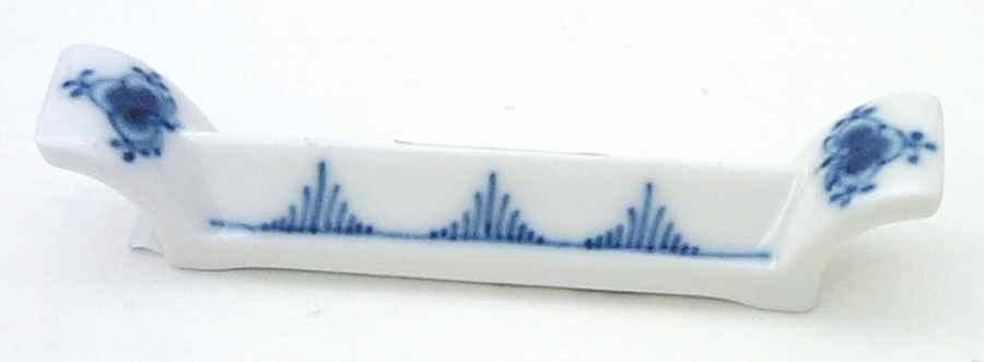 Blue Fluted Plain (No Trim) Knife Rest by Royal Copenhagen-1