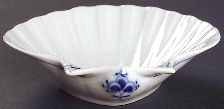 Blue Fluted Plain (No Trim) 3" Shell Shaped Nut Dish by Royal Copenhagen-1