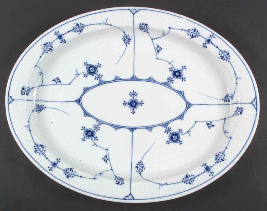 Blue Fluted Plain (No Trim) 18" Oval Serving Platter by Royal Copenhagen-1