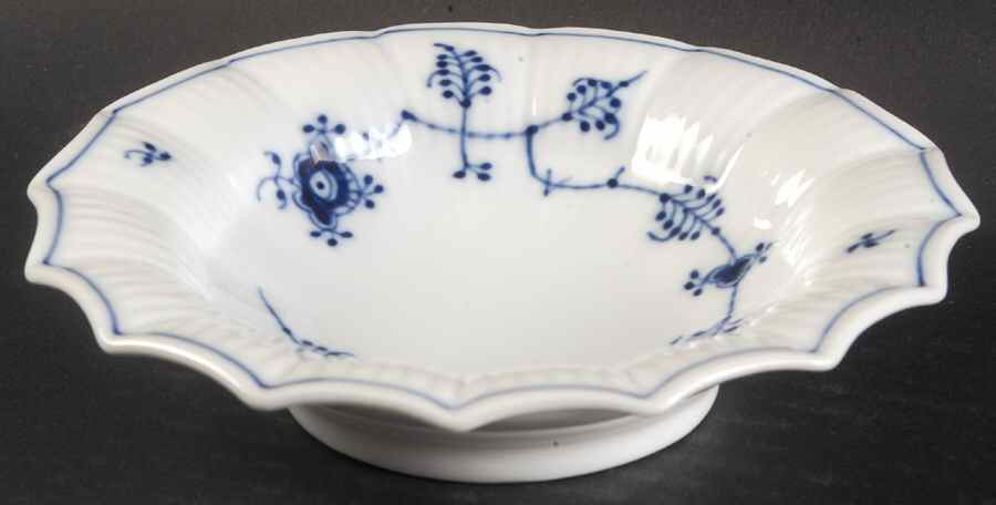 Blue Fluted Plain (No Trim) Pickle Dish by Royal Copenhagen-1