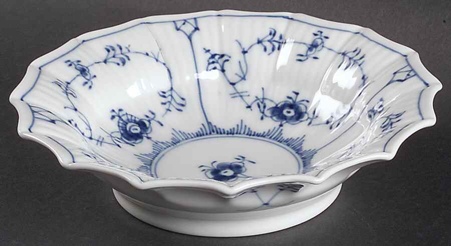 Blue Fluted Plain (No Trim) Pickle Dish by Royal Copenhagen-1