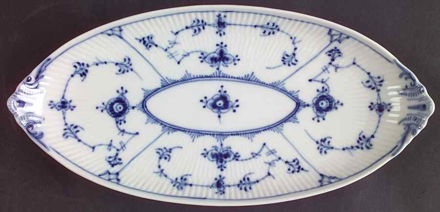 Blue Fluted Plain (No Trim) Pickle Dish by Royal Copenhagen-1