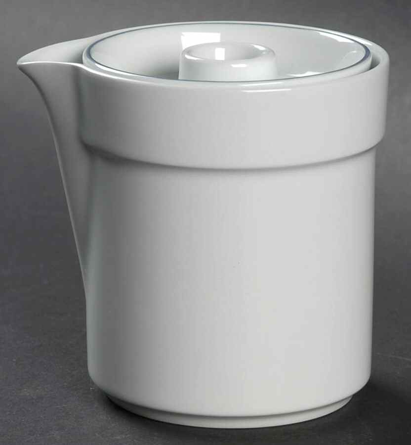 Blue Line Creamer & Lid by Royal Copenhagen-1