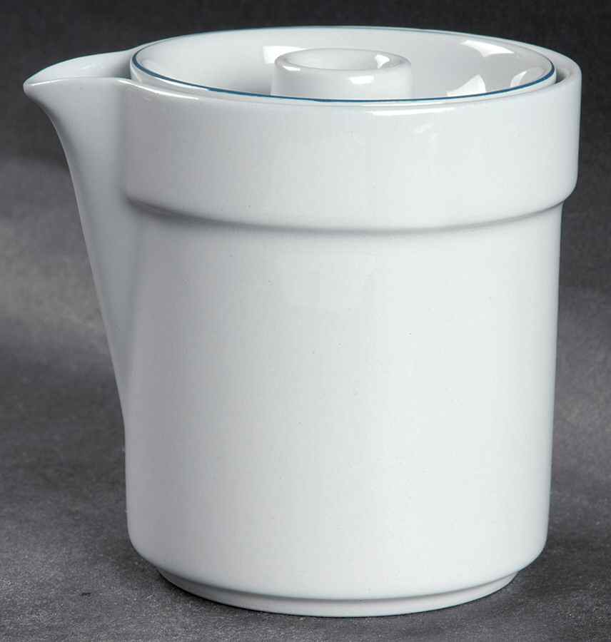 Blue Line Creamer & Lid by Royal Copenhagen-1