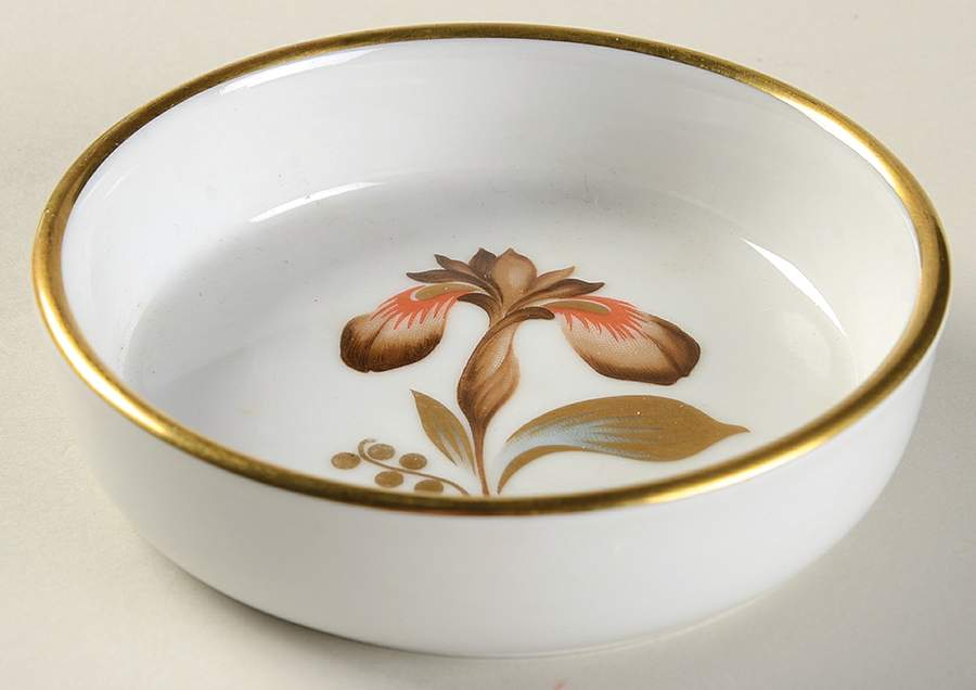 Brown Iris 7 Piece Lazy Susan Center Section Only by Royal Copenhagen-1