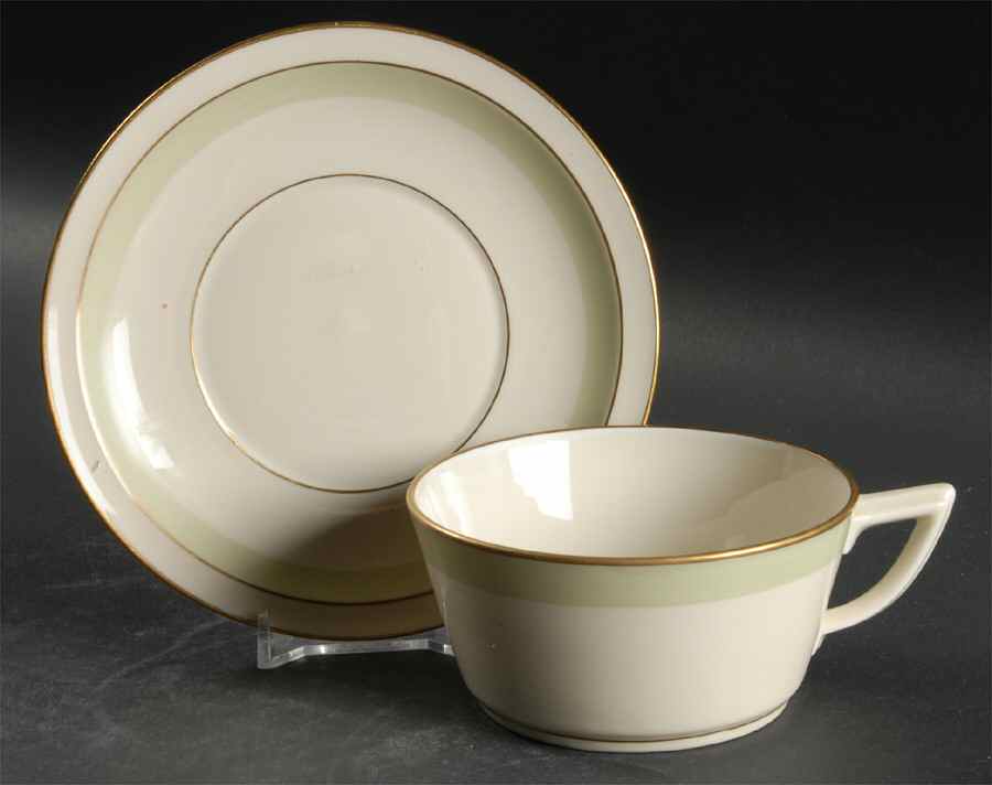Broager Flat Cup & Saucer Set by Royal Copenhagen-1