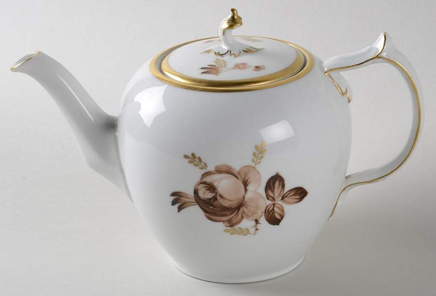 Brown Rose Mini Teapot & Lid by Royal Copenhagen-1