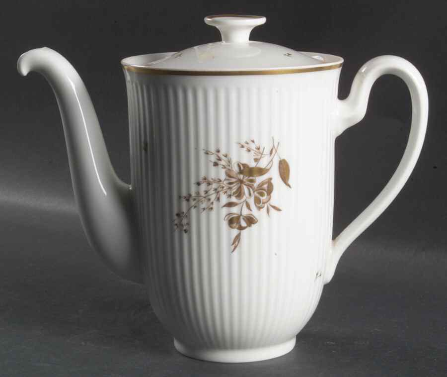 Clarissa Coffee Pot & Lid by Royal Copenhagen-1