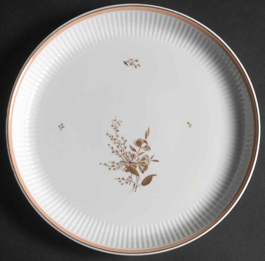Clarissa Cake Plate by Royal Copenhagen-1