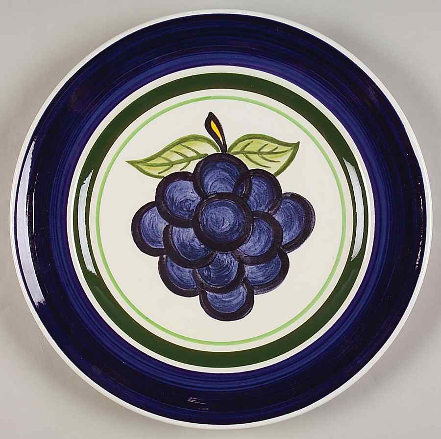 Cumberland Grape Dinner Plate by Royal Copenhagen-1