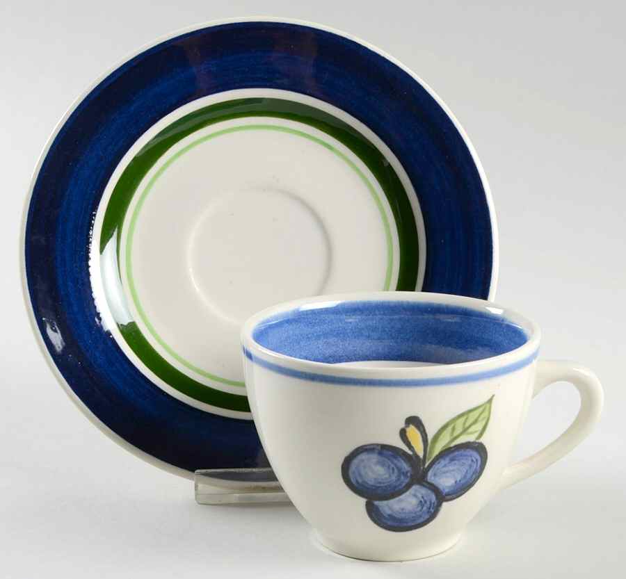 Cumberland Grape Flat Cup & Saucer Set by Royal Copenhagen-1