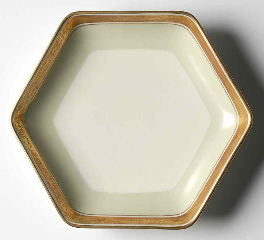 Dagmar Pickle Dish by Royal Copenhagen-1