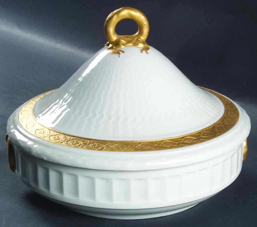 Fan Service Gold Round Covered Vegetable by Royal Copenhagen-1