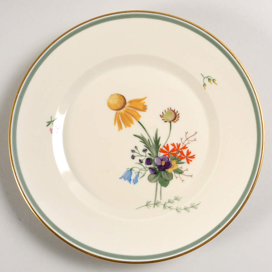 Fiesta Luncheon Plate by Royal Copenhagen-1