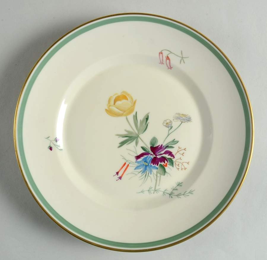Fiesta Luncheon Plate by Royal Copenhagen-1