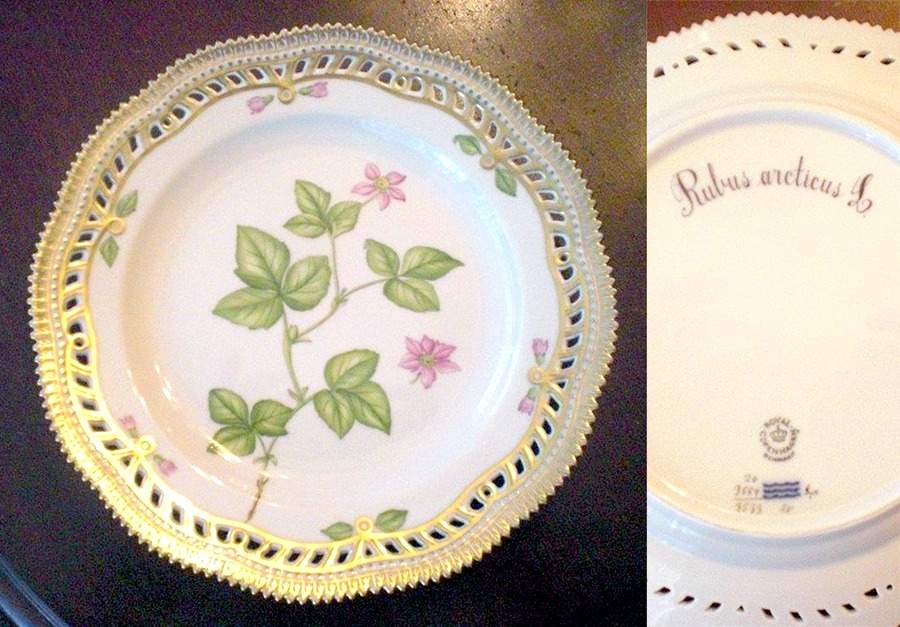 Flora Danica (1961 To Current) 9" Pierced Luncheon Plate/Fruit Std-Rubus arcticus by Royal Copenhagen-1