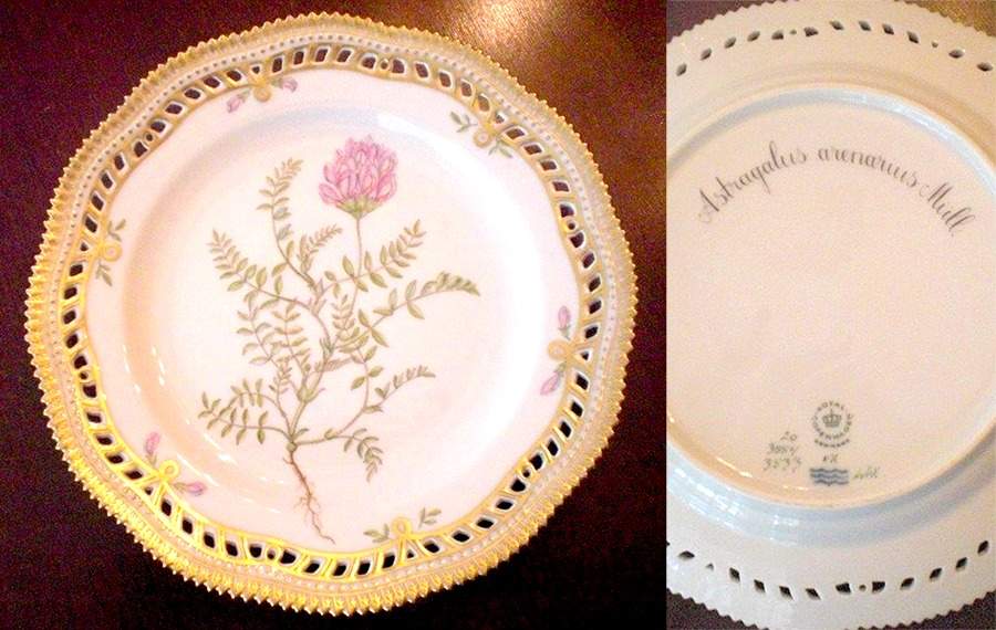 Flora Danica (1961 To Current) 9" Pierced Luncheon Plate/Fruit St-Astragalus aren by Royal Copenhagen-1