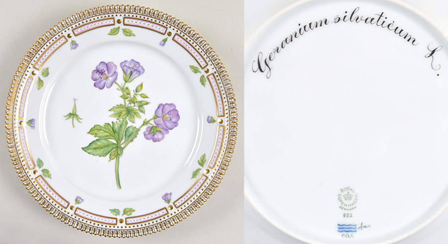 Flora Danica (1961 To Current) Luncheon PLate-Greanium silvaticum L by Royal Copenhagen-1