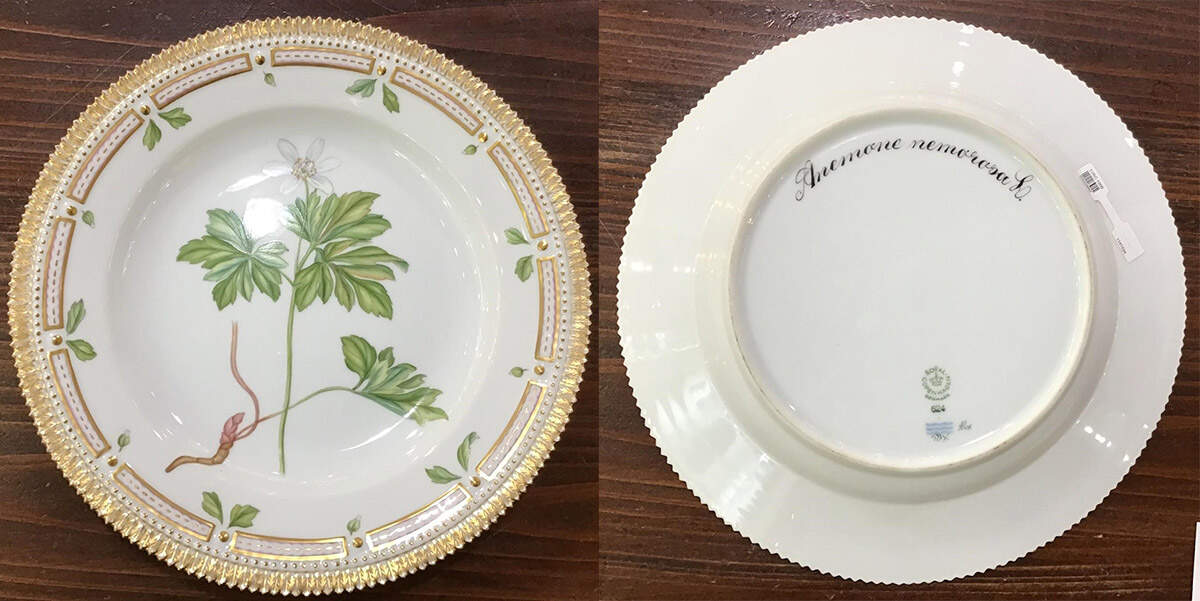 Flora Danica (1961 To Current) Dinner Plate-Anemone nemorosa L. by Royal Copenhagen-1