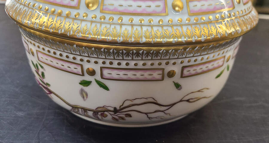 Flora Danica (1961 To Current) Large Sugar Bowl & Lid-Polygala vulgare & cardajihe hirsutak Oed. by Royal Copenhagen-1