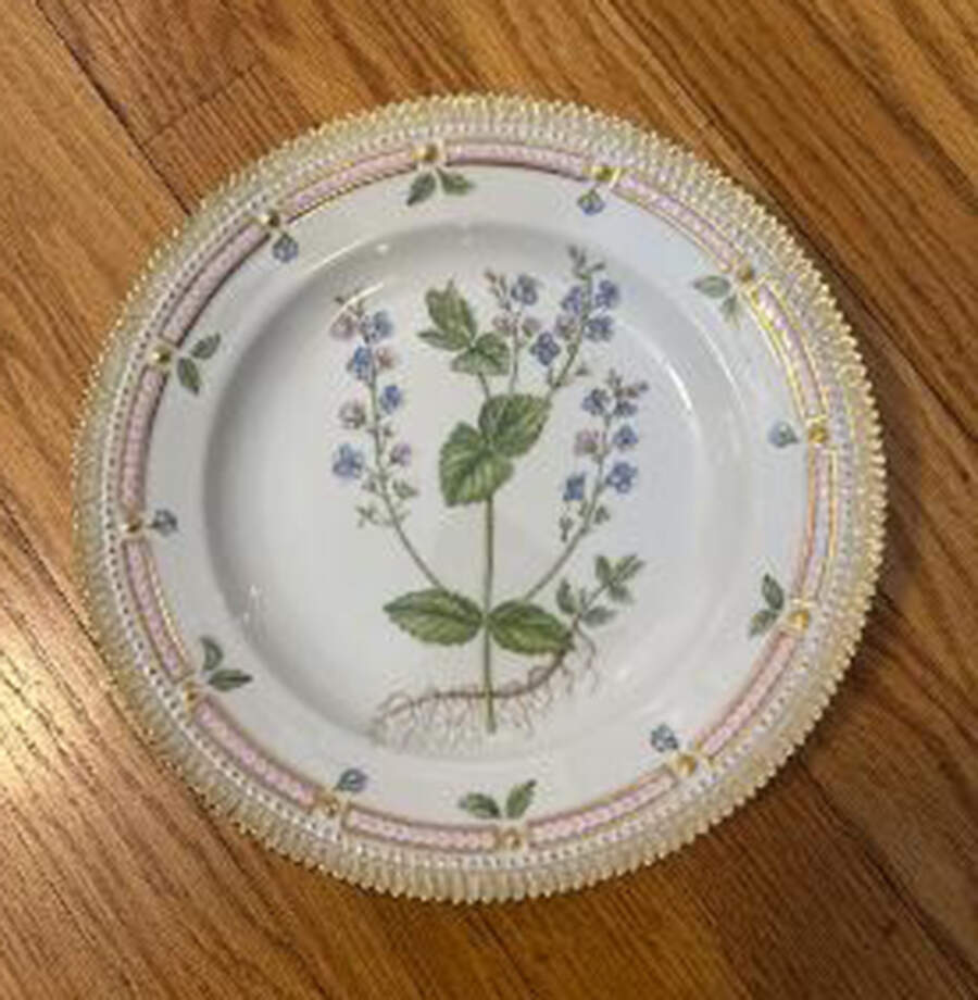 Flora Danica (1961 To Current) Dinner Plate Veronica Chamaedrys L. by Royal Copenhagen-1